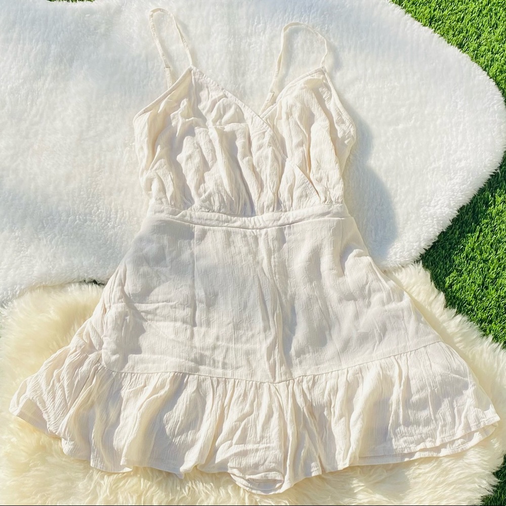 American Eagle Outfitters White Romper Size Large